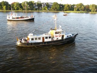 "Marxen" auf der Warnow, Bild von E. Schwenzer (C)